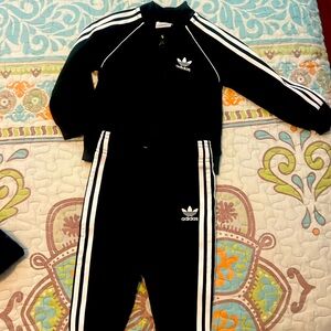 Adidas black 3 stripe set size 9-12m